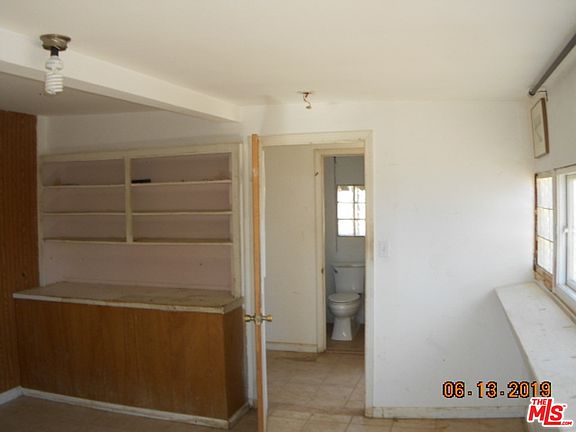 3rd image of 13215 E Avenue W4