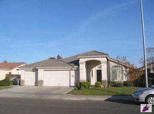 7448 N Ivanhoe Ave, Fresno, CA 93722