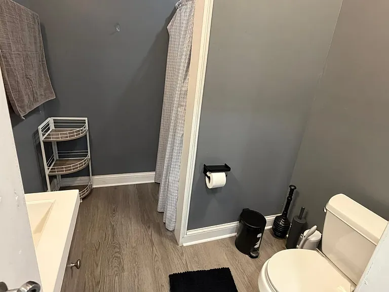 5100 Lorain Ave #2 — Photo 7