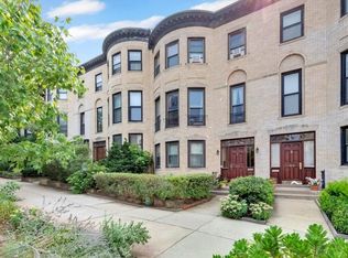 462 Park Dr #U1, Boston, MA 02215