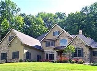15365 Fedeli Ln, Russell, OH 44072