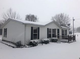 704 W Perkins St, Hartford City, IN 47348