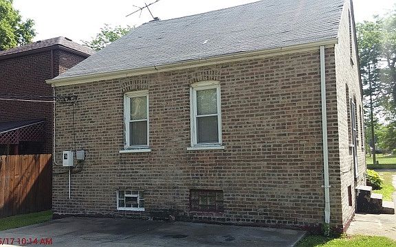 2nd image of 10842 S Buffalo Ave