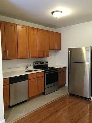 Rented by Bruma Realty LLC | media 32