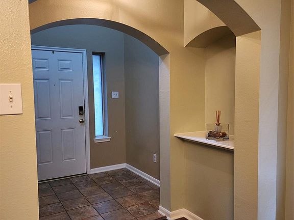 4th image of 14802 Mesa Village Dr