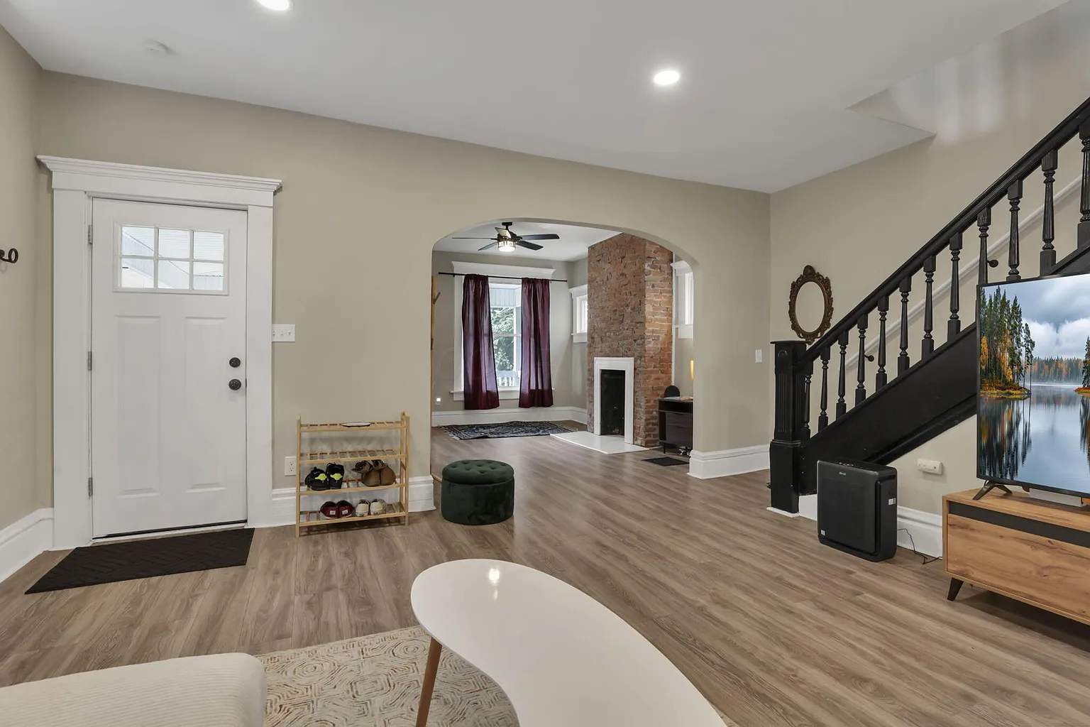 75 Brehl Ave photo 1