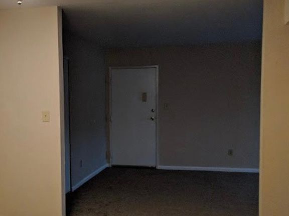 3rd image of 3 Leo Ct