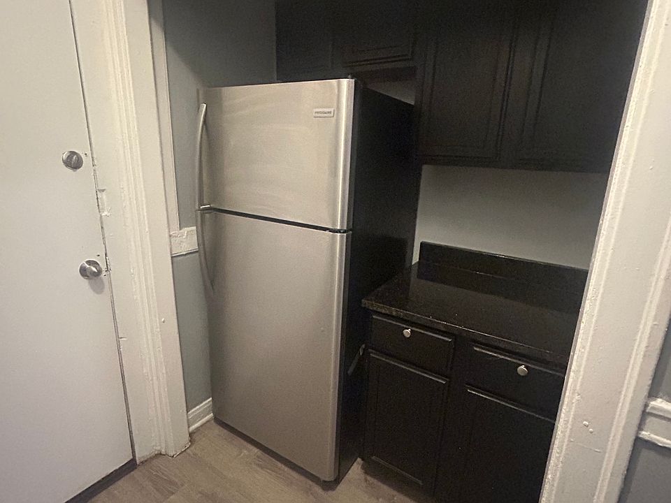 1st image of 2211 E 70th Pl #1E