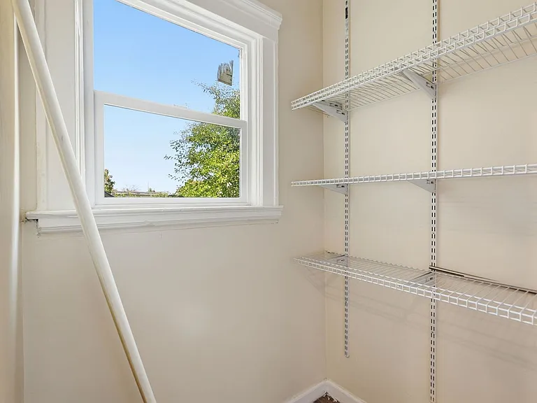 2533-2535 Filbert St — Photo 23