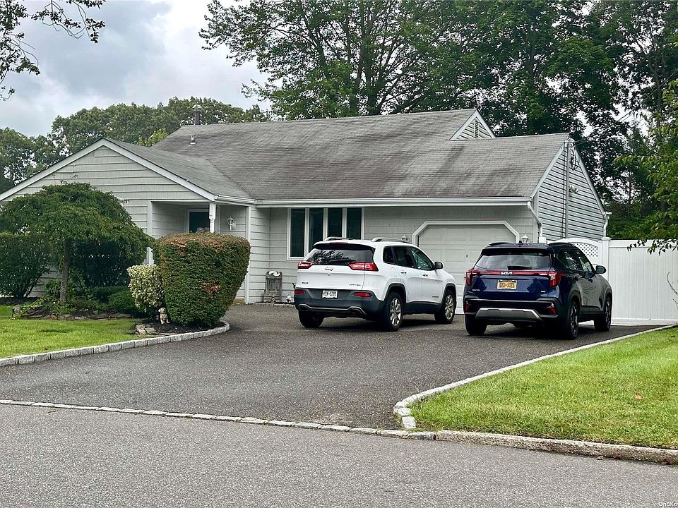1st image of 1 Mallard Avenue