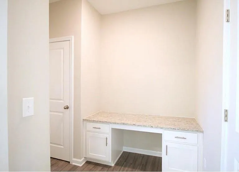 4373 Valtek Ct — Photo 9