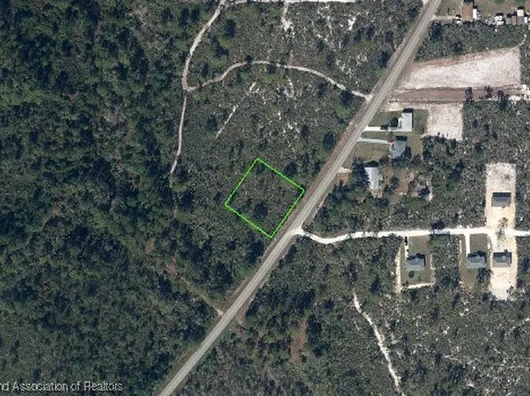 654 Hallmark Ave, Lake Placid, FL 33852