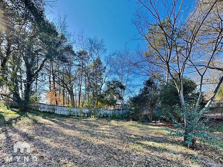 303 Alda Dr — Photo 22