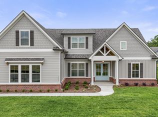 282 Poppy Pl, Lenoir City, TN 37772