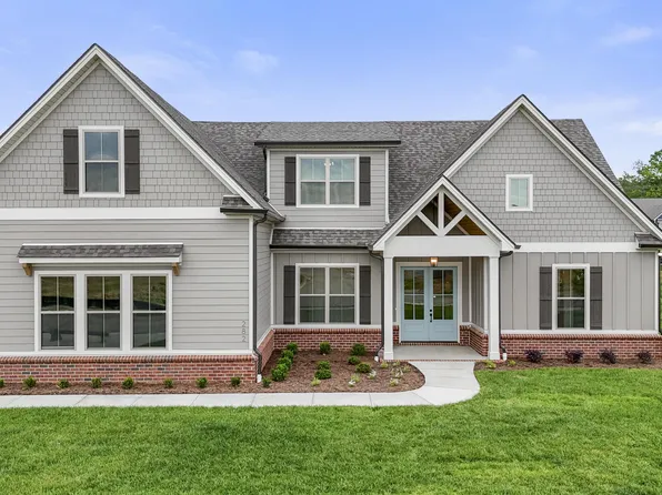282 Poppy Pl, Lenoir City, TN 37772
