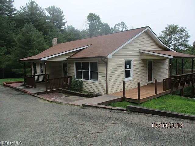 1st image of 17 Koury Ln