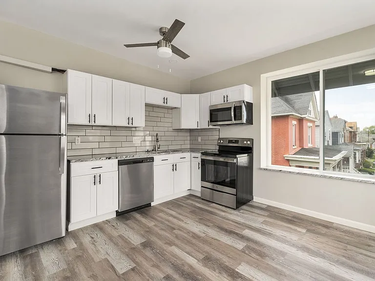 741 Sullivant Ave #C — Photo 6