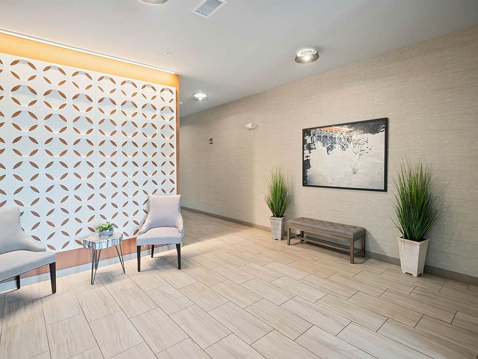 1st image of 411 N Ave E APT 307
