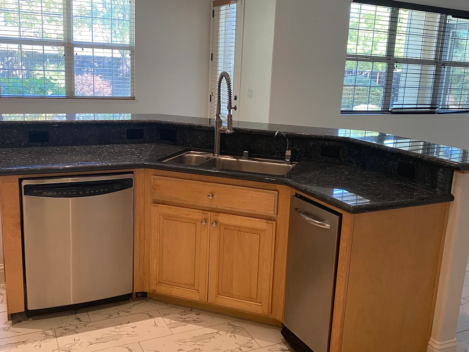 1425 Montauban Ct — Photo 4