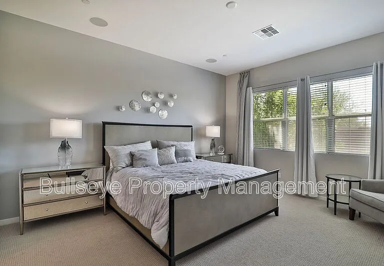 2152 N 141st Ave — Photo 30