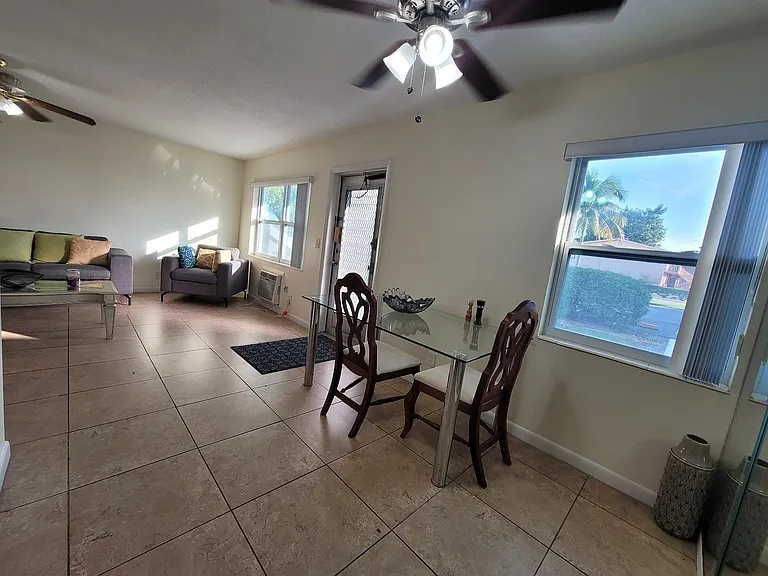 155 Coventry Pl — Photo 15