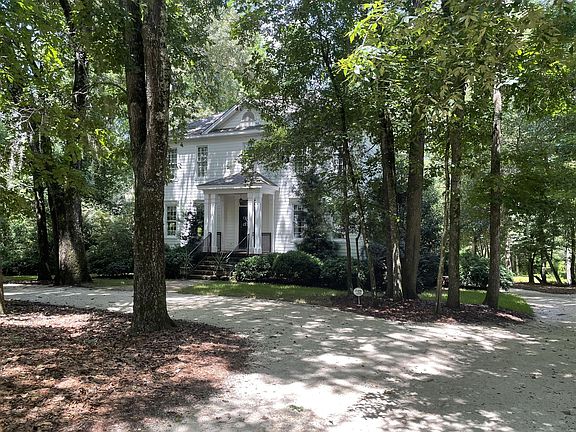 2nd image of 268 Birchwood Dr