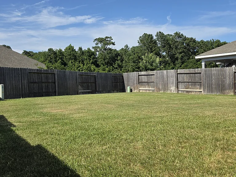 Oversized lot, fully fenced.