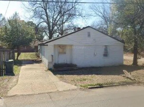 809 E Moultrie Dr, Blytheville, AR 72315