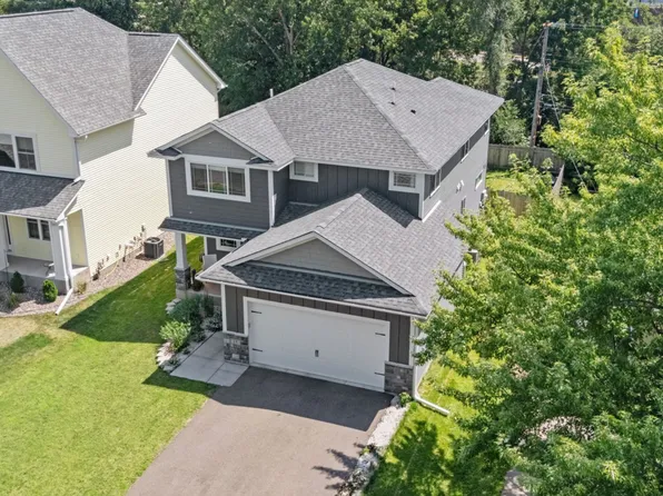 15 Harrison Ave S, Hopkins, MN 55343
