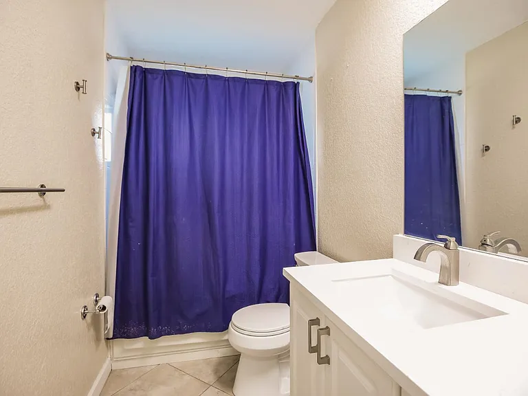 3840 NE 22nd Way — Photo 31
