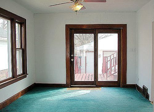 Formal Dining w/Patio Door