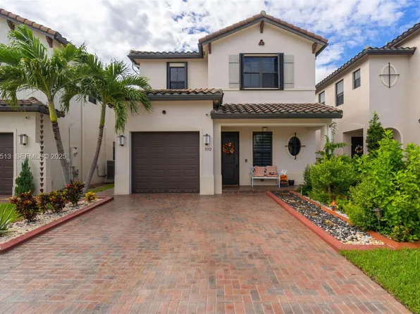 3332 W 95th Ter, Hialeah, FL 33018