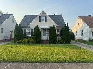 13709 Maple Leaf Dr, Garfield Heights, OH 44125