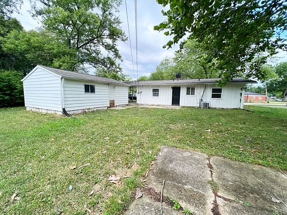 8241BarryBackYard_08032022