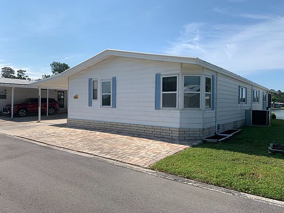 2nd image of 16948 Silver Shores Ln