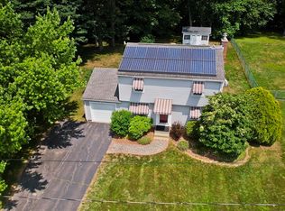 80 Vassar Rd, Feeding Hills, MA 01030