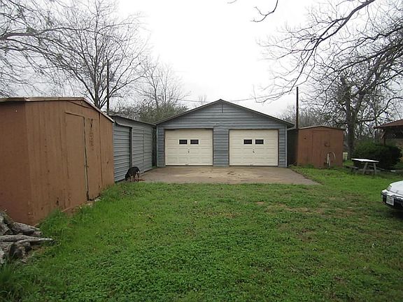 3rd image of 101 Dube Ln