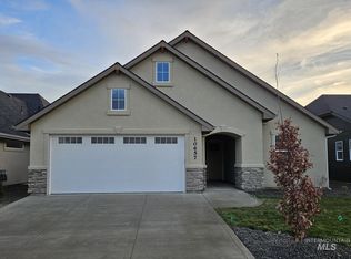 10657 W Bell Fountain Dr, Star, ID 83669
