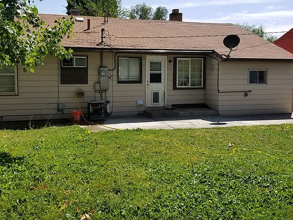 5th image of 241 Sunset Dr