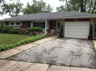 515 Wildwood Dr, Park Forest, IL 60466