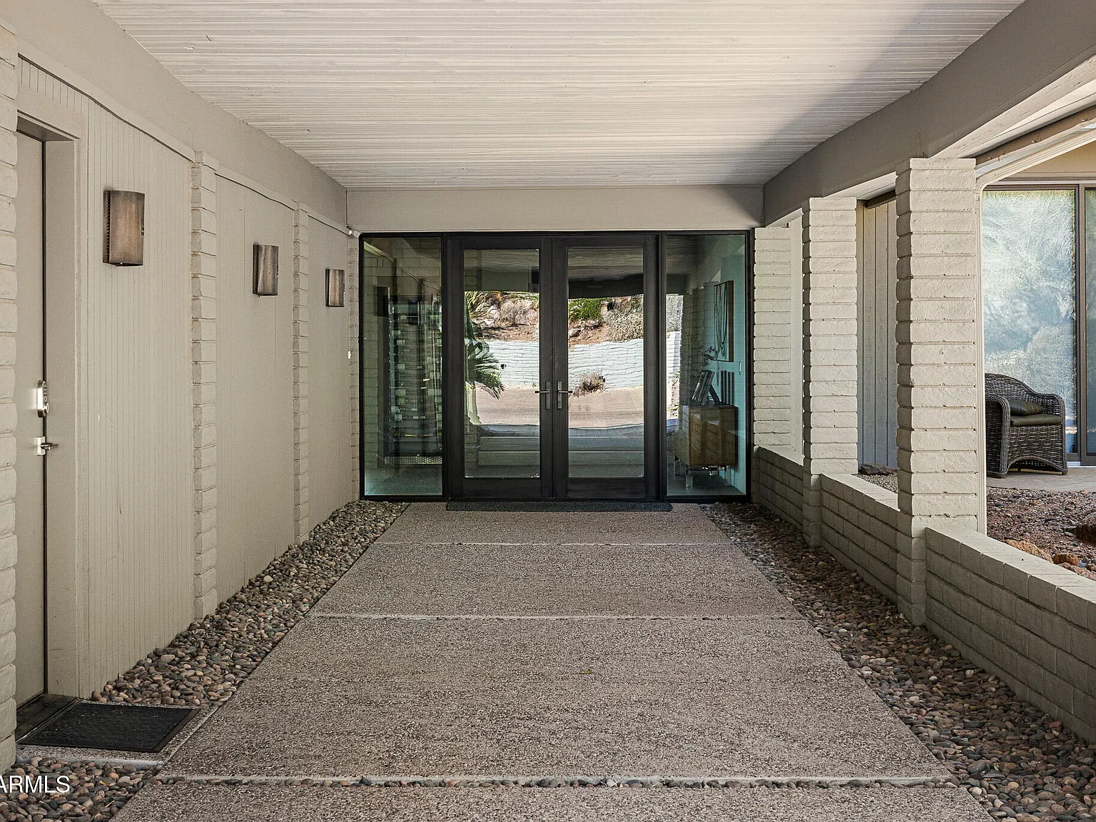 5 bed, 4.5 bath, 5979 sqft, $30,000 — Photo 4