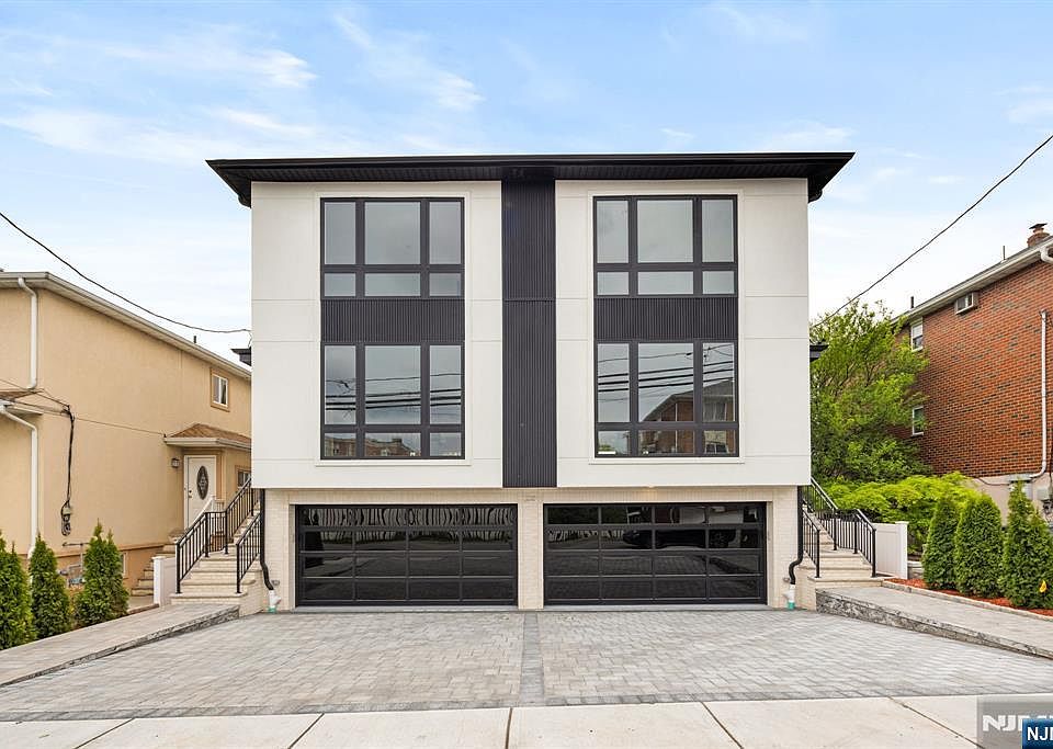 1st image of 332 12th St #B