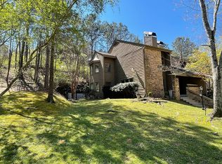 3045 Cahaba Cliffs Dr, Cahaba Heights, AL 35243