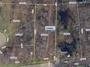 561 48th St SW, Canton, OH 44706