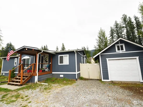 8370 Dolphin Way, Maple Falls, WA 98266