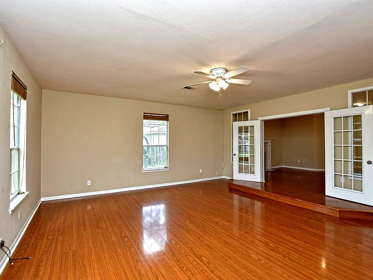 13220 Villa Park Dr — Photo 13
