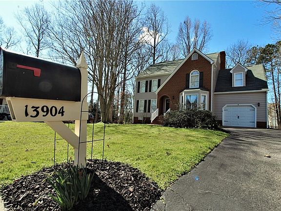 3rd image of 13904 Cedar Cliff Ct