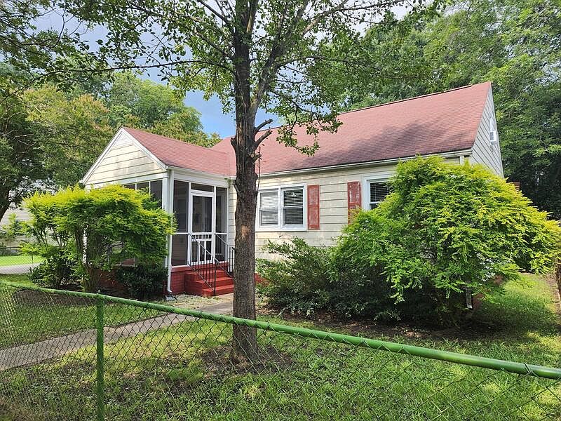 1st image of 2746 Keller Ave