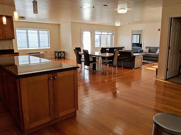 3rd image of 411 E Brinkerhoff Ave APT 304