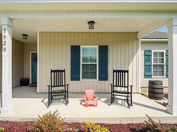 4th image of 3920 Lu Ln